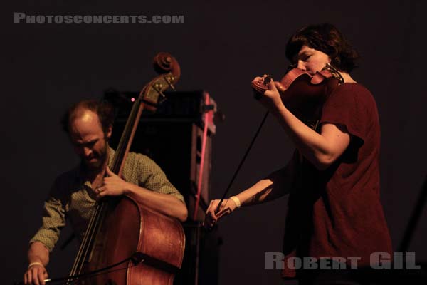 GODSPEED YOU! BLACK EMPEROR - 2015-10-29 - PARIS - Grande Halle de La Villette - 